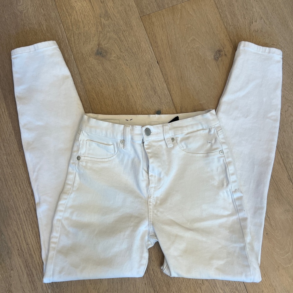 Blank NYC white skinny jeans 27